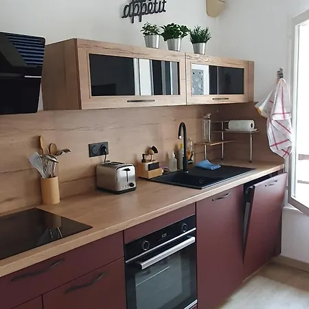 Le 7, Hyper Centre, Garage, Balcon, 2 Appartement